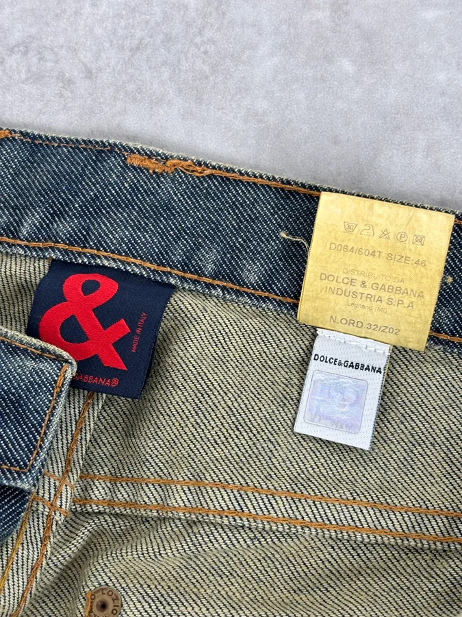 2000s Dolce & Gabbana Faded Blue Denim Distressed Jeans - Image 11