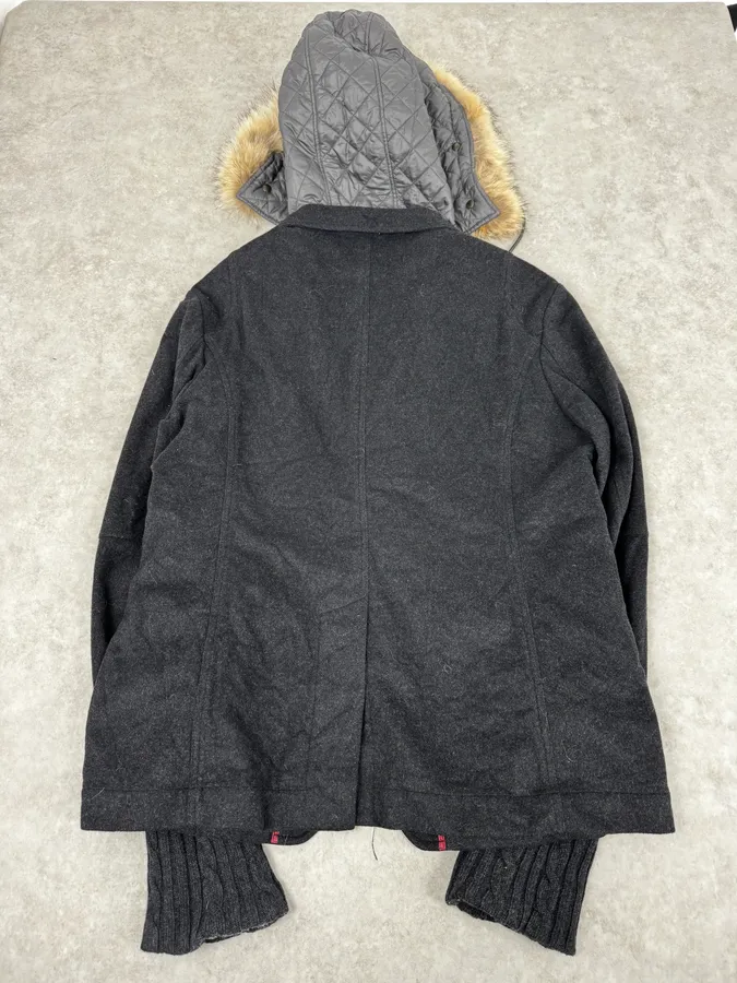 2000s Dolce & Gabbana Fur Hood Grey Jacket - Image 5