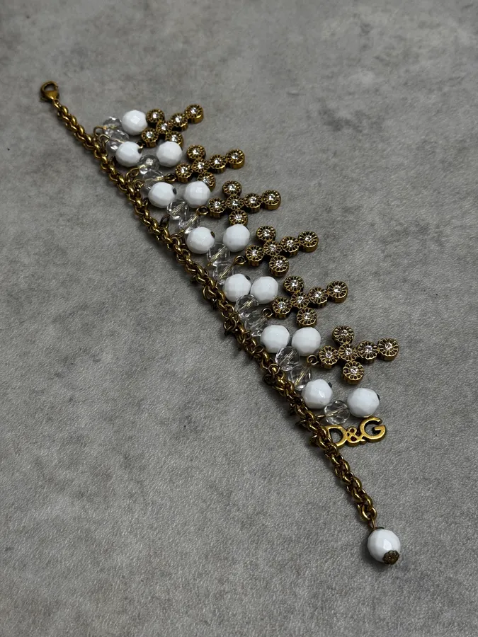 2000s Dolce & Gabbana Gold Metal Pearl Charm Bracelet - Image 8