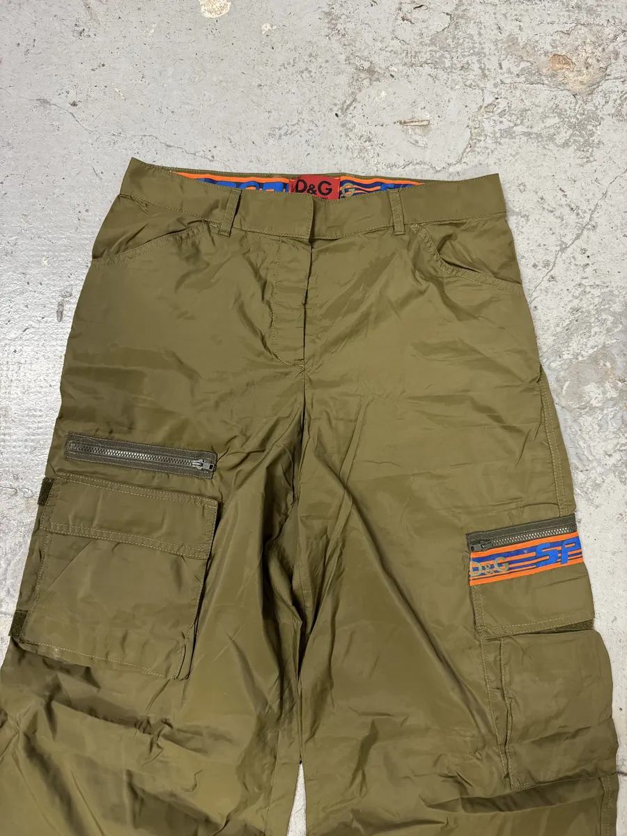 2000s Dolce & Gabbana Green & Orange Nylon Cargo Pants - Image 8
