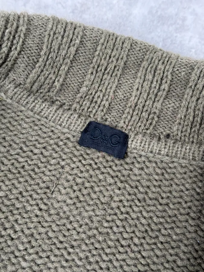 2000s Dolce & Gabbana Green & Pink Wool Buttoned Sweater - Image 9