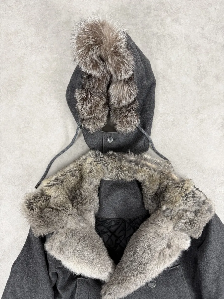 2000s Dolce & Gabbana Grey Caban Rabbit Fur Coat - Image 9