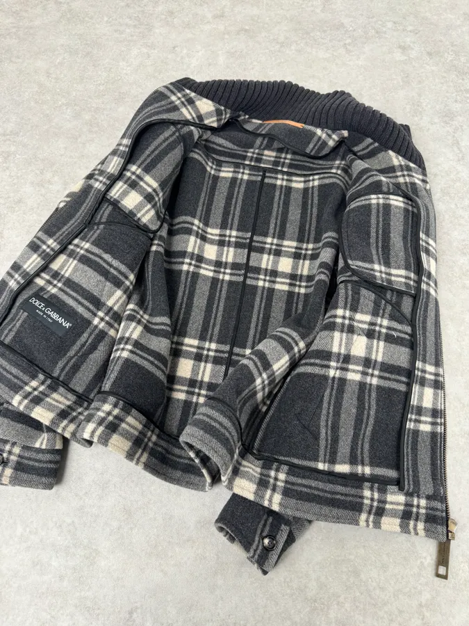 2000s Dolce & Gabbana Grey Checkered Wool Jacket - Image 6