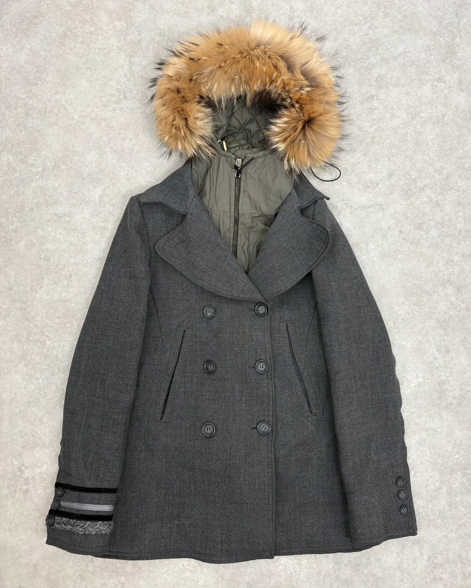 2000s Dolce & Gabbana Grey Detachable Fur Hooded Coat - Image 2