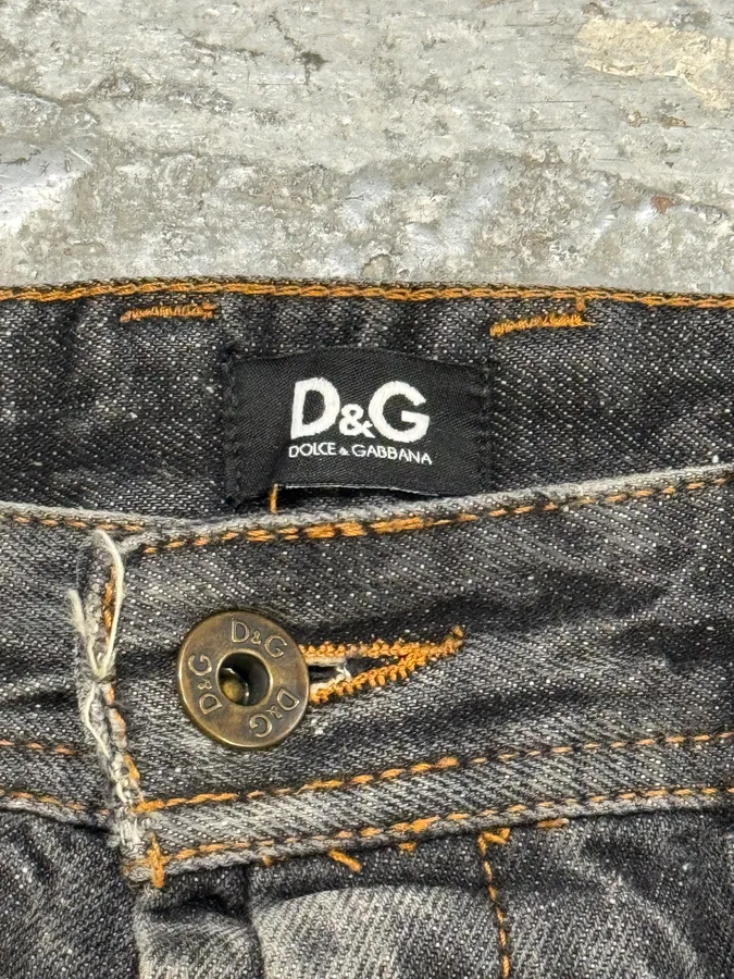 2000s Dolce & Gabbana Grey Distressed Denim Jeans - Image 10