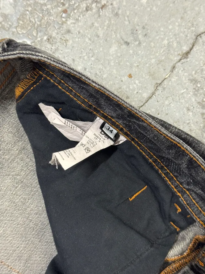 2000s Dolce & Gabbana Grey Distressed Denim Jeans - Image 9