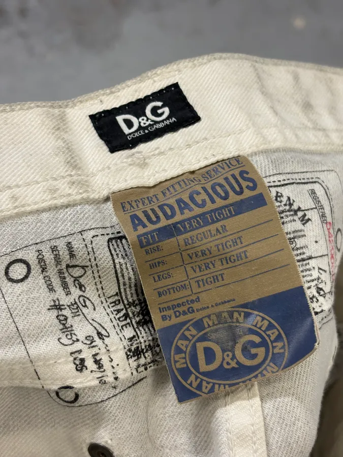 2000s Dolce & Gabbana Grey Faded Denim Jeans - Image 10