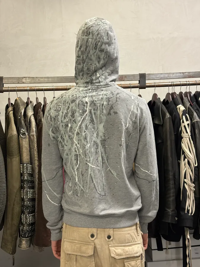 2000s Dolce & Gabbana Grey Painted Zip-up Hoodie - Image 3