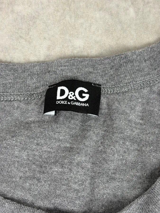 2000s Dolce & Gabbana Grey Winner Tank Top - Image 8