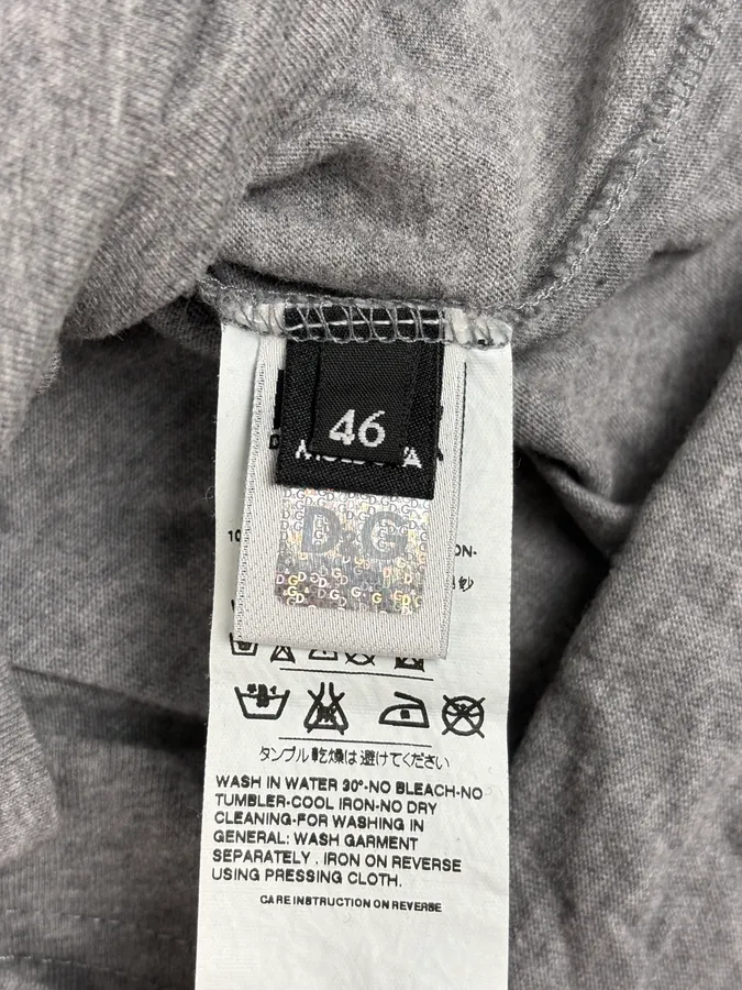 2000s Dolce & Gabbana Grey Winner Tank Top - Image 9