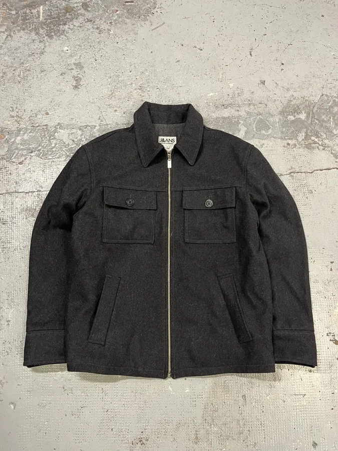 2000s Dolce & Gabbana Grey Wool Cargo Zip-up Jacket - Image 3