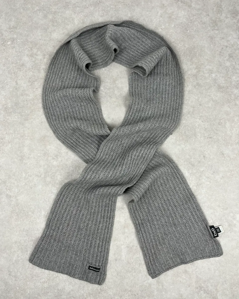 2000s Dolce & Gabbana Grey Wool Classy Scarf
