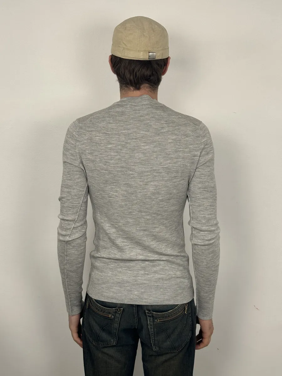 2000s Dolce & Gabbana Grey Wool Henley Sweater - Image 3