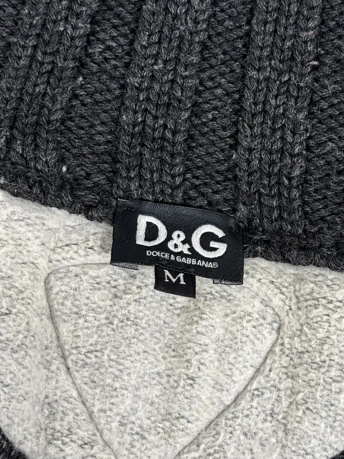 2000s Dolce & Gabbana Grey Wool Zip-Up Sweater - Image 11