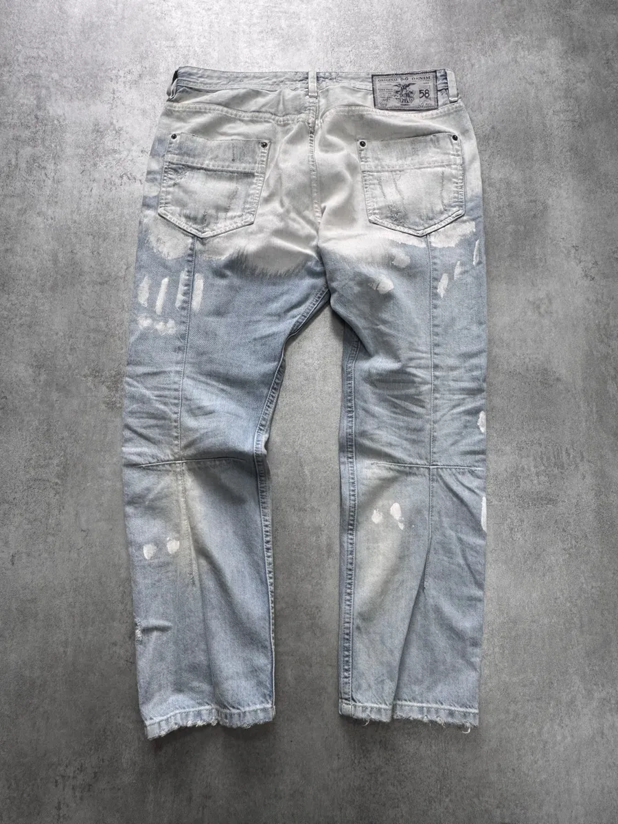 2000s Dolce & Gabbana Hand-Painted White Blue Distressed Denim Jeans - Image 3