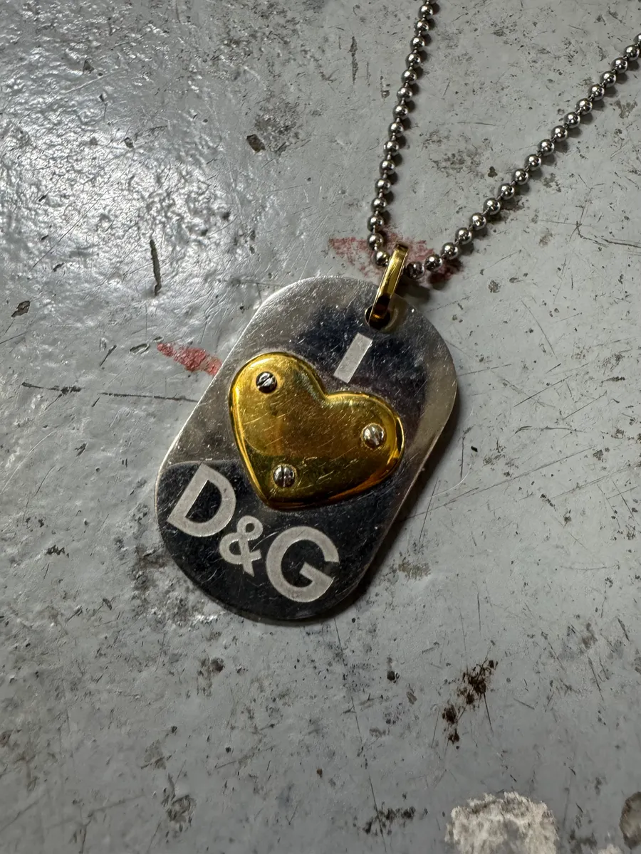 2000s Dolce & Gabbana I Love D&G Dog Tag Ball Chain Necklace - Image 3