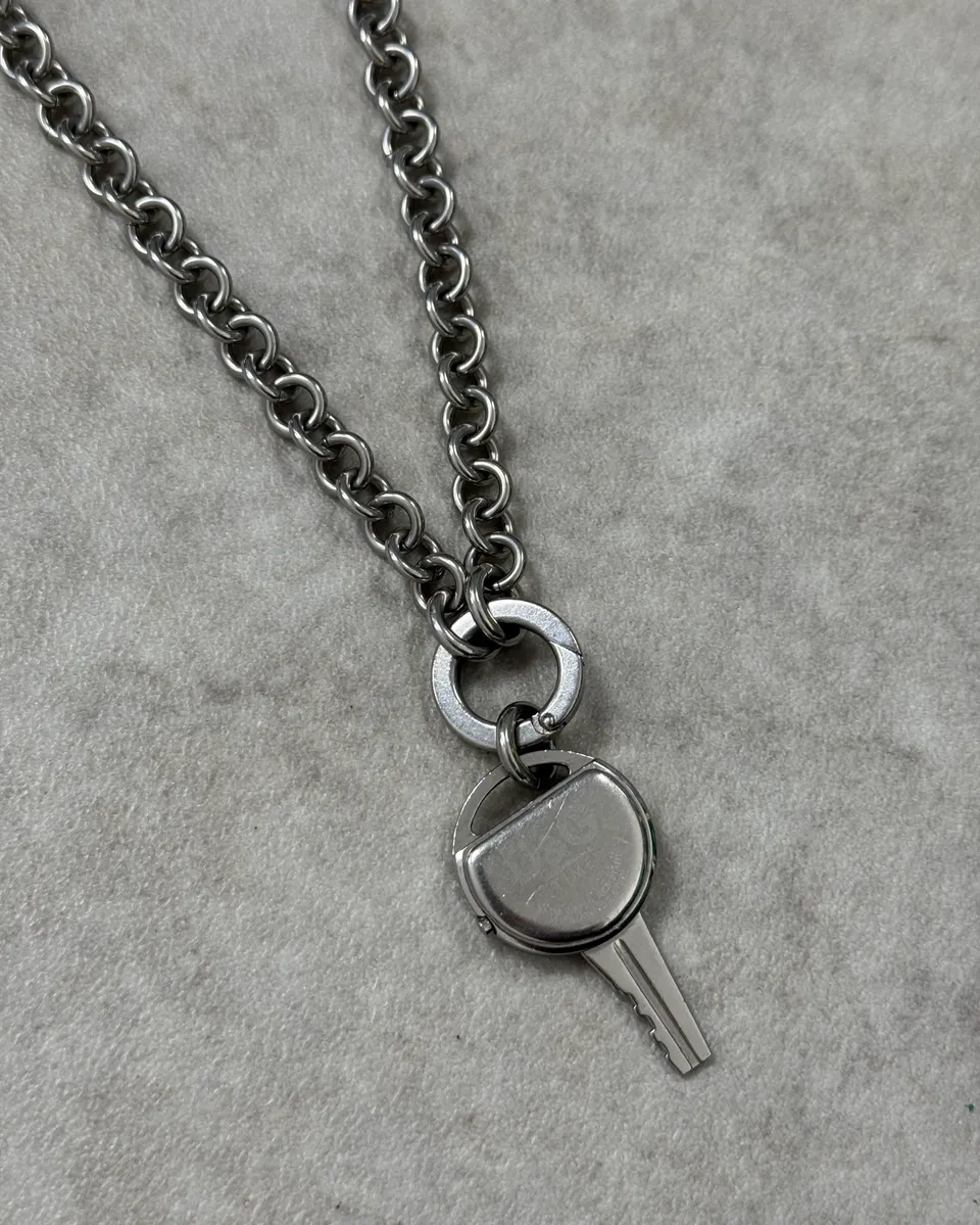 2000s Dolce & Gabbana Key Chain Grey Steel Necklace - Image 6