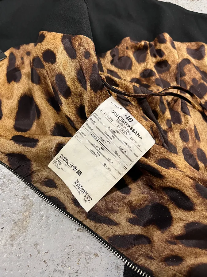 2000s Dolce & Gabbana Leopard Lining Black Dress - Image 10
