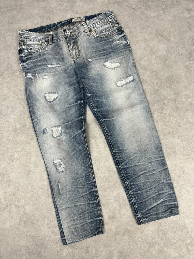 2000s Dolce & Gabbana Light Blue Denim Distressed Jeans - Image 6