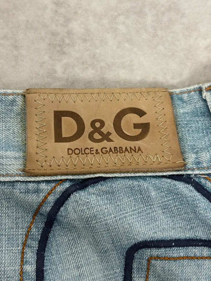2000s Dolce & Gabbana Light Blue Faded Distressed Denim Jeans - Image 11