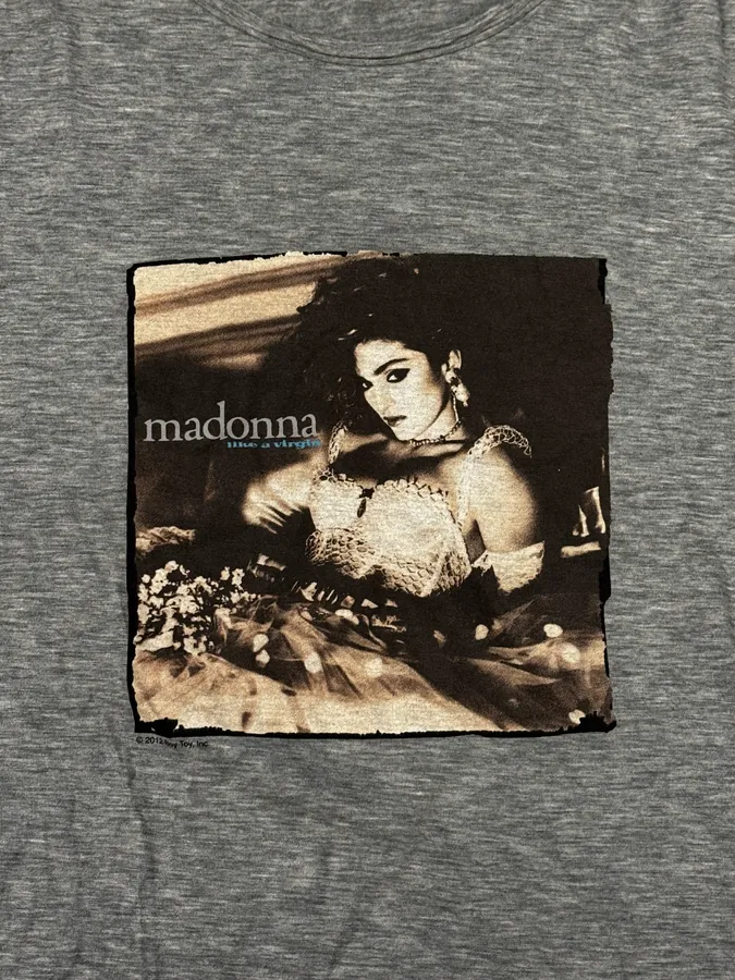 2000s Dolce & Gabbana Madonna Grey T-Shirt - Image 4