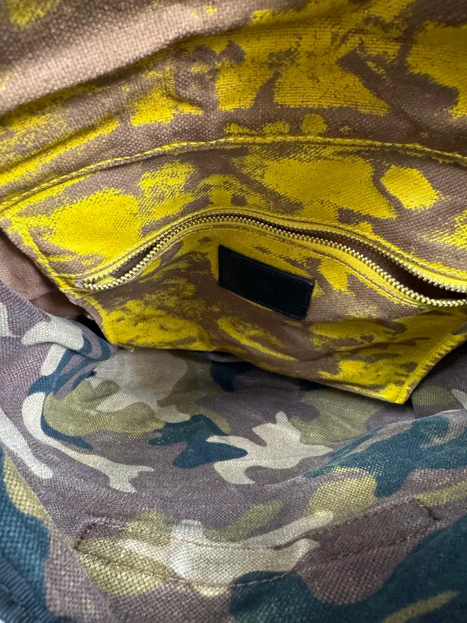 2000s Dolce & Gabbana Military Camo Aged Yellow Shoulder Bag - Image 9