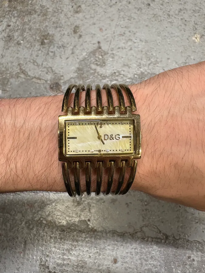 2000s Dolce & Gabbana Minimalist Precise Bracelet Watch - Image 3