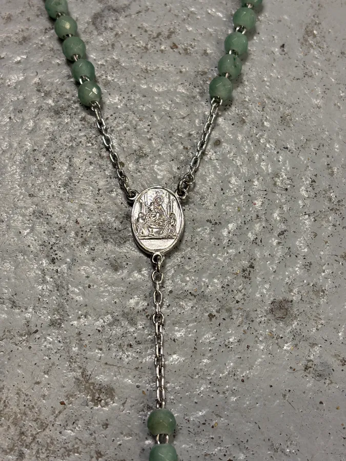2000s Dolce & Gabbana Mint Green Rosary Necklace - Image 5