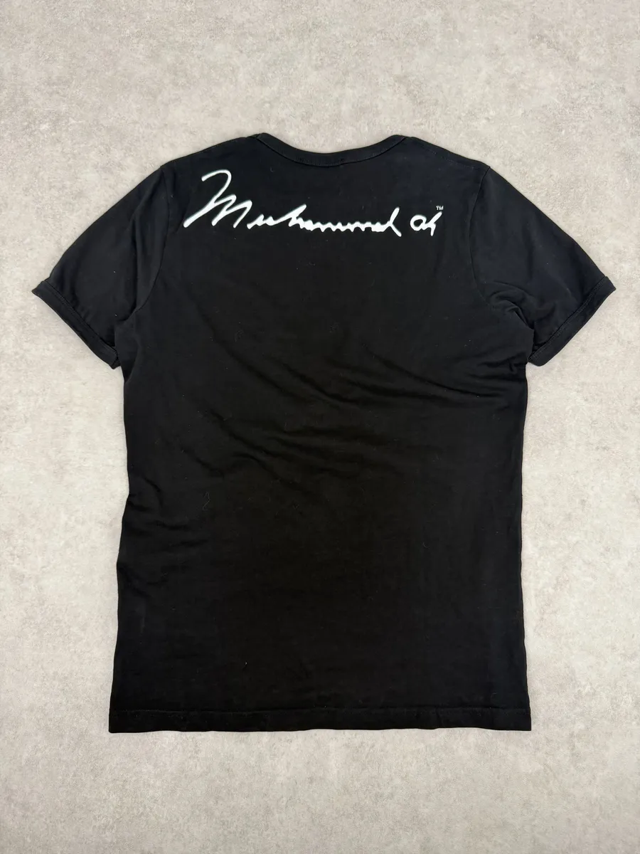 2000s Dolce & Gabbana Muhammad Ali Black T-Shirt - Image 4