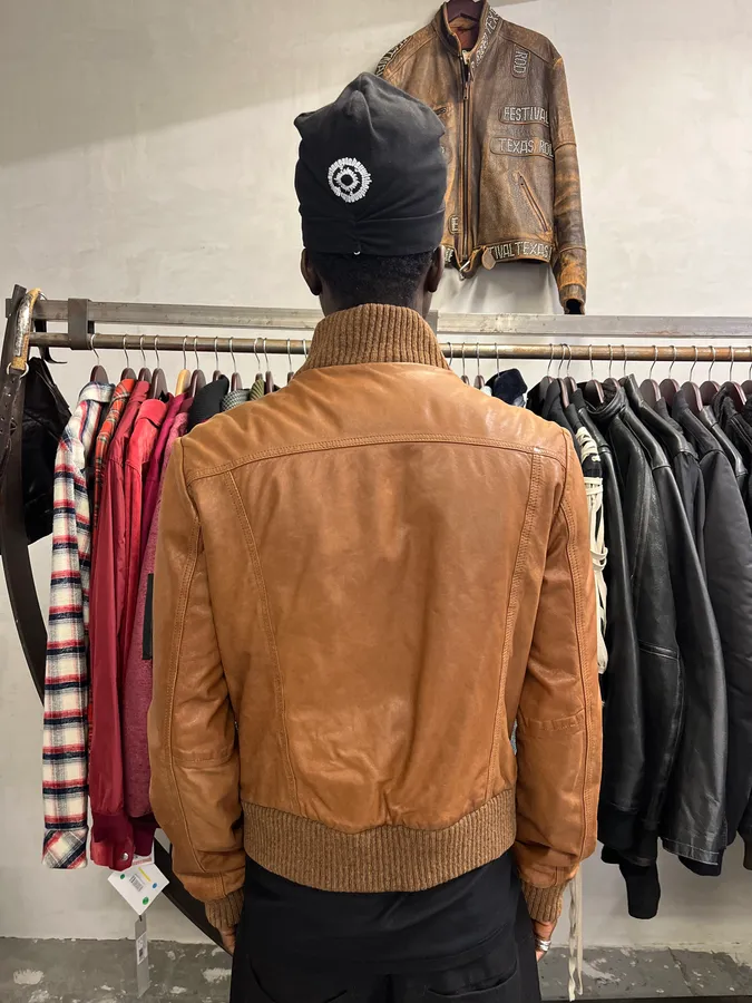 2000s Dolce & Gabbana Multi Pockets Brown Leather Jacket - Image 3
