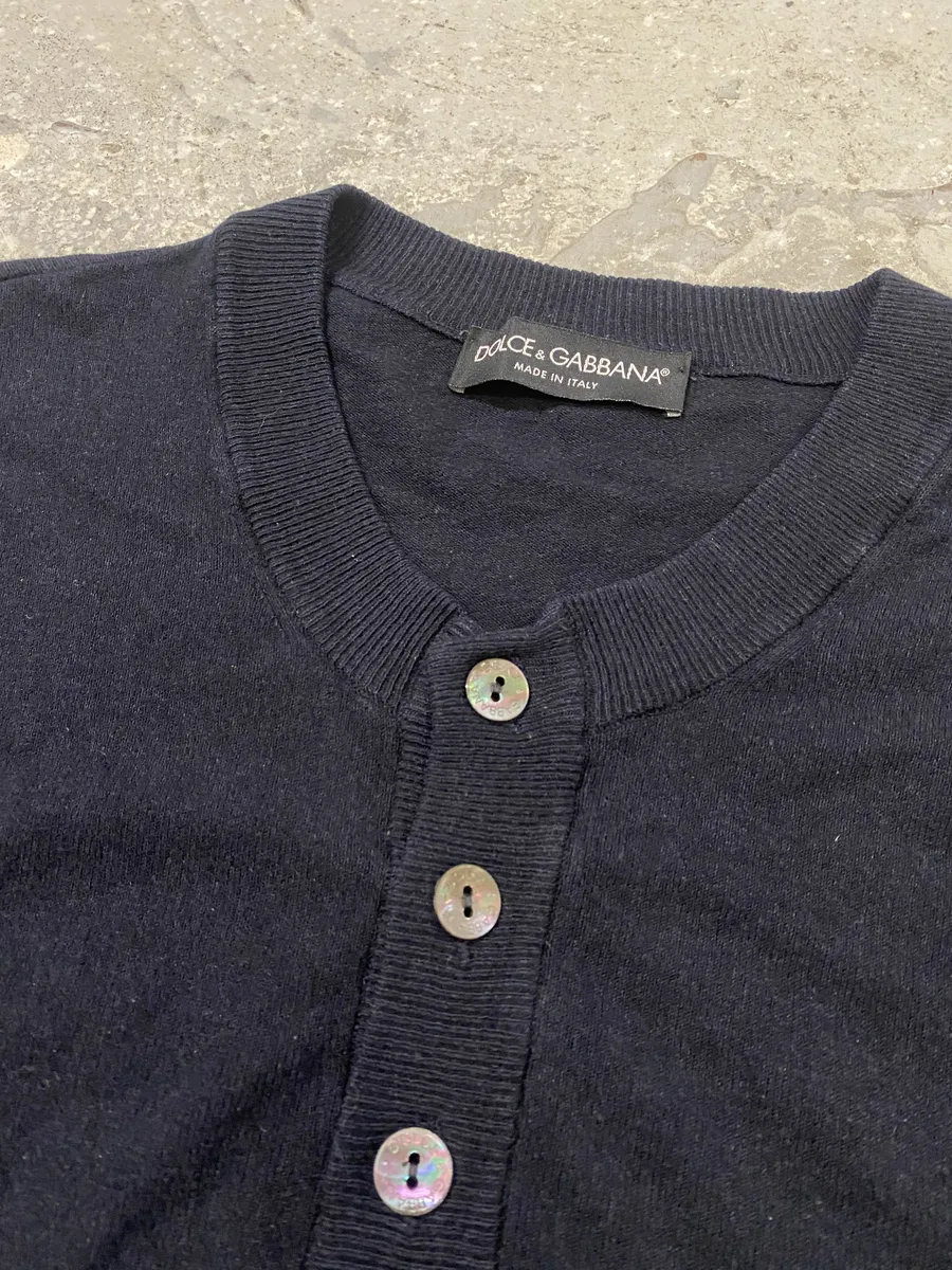 2000s Dolce & Gabbana Navy Buttoned Mao Sweater - Image 5