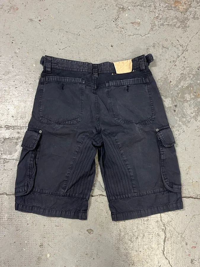 2000s Dolce & Gabbana Navy Cargo Short - Image 6