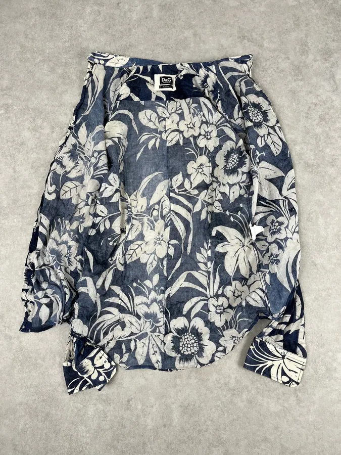 2000s Dolce & Gabbana Navy Floral Exotic Shirt - Image 8