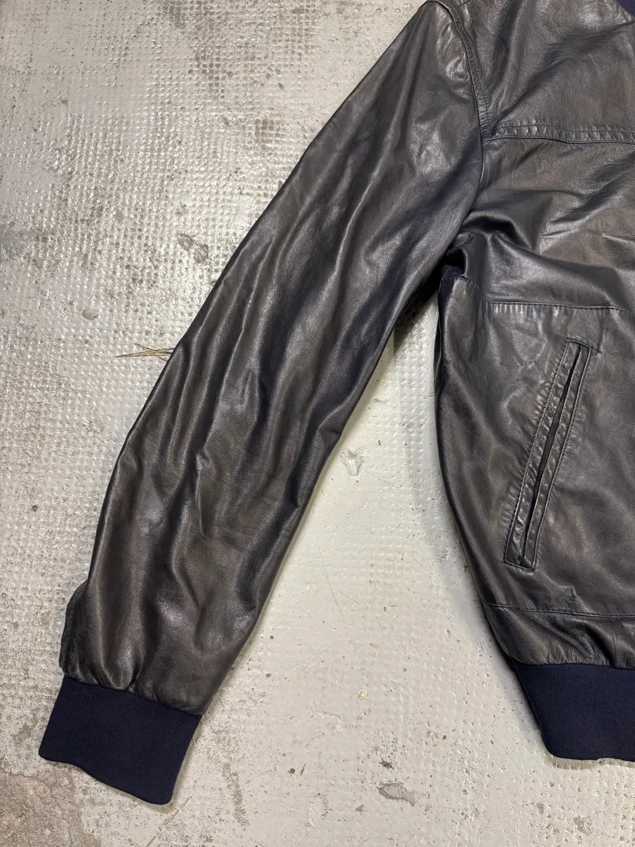 2000s Dolce & Gabbana Navy Leather Bomber Jacket - Image 5