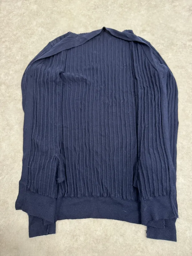 2000s Dolce & Gabbana Navy Wool Cardigan - Image 8