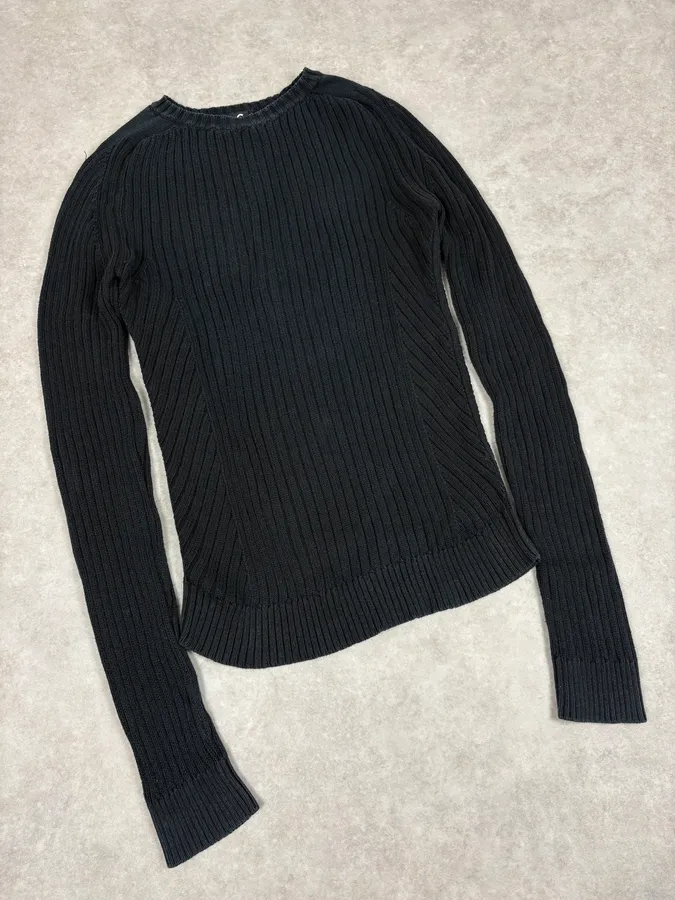 2000s Dolce & Gabbana Navy Wool Sweater - Image 4