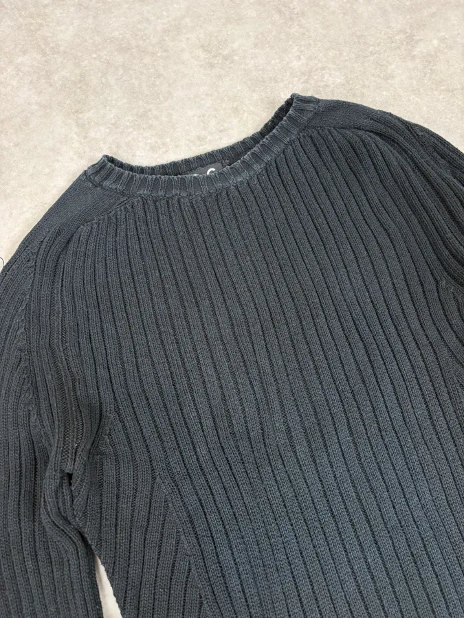 2000s Dolce & Gabbana Navy Wool Sweater - Image 5