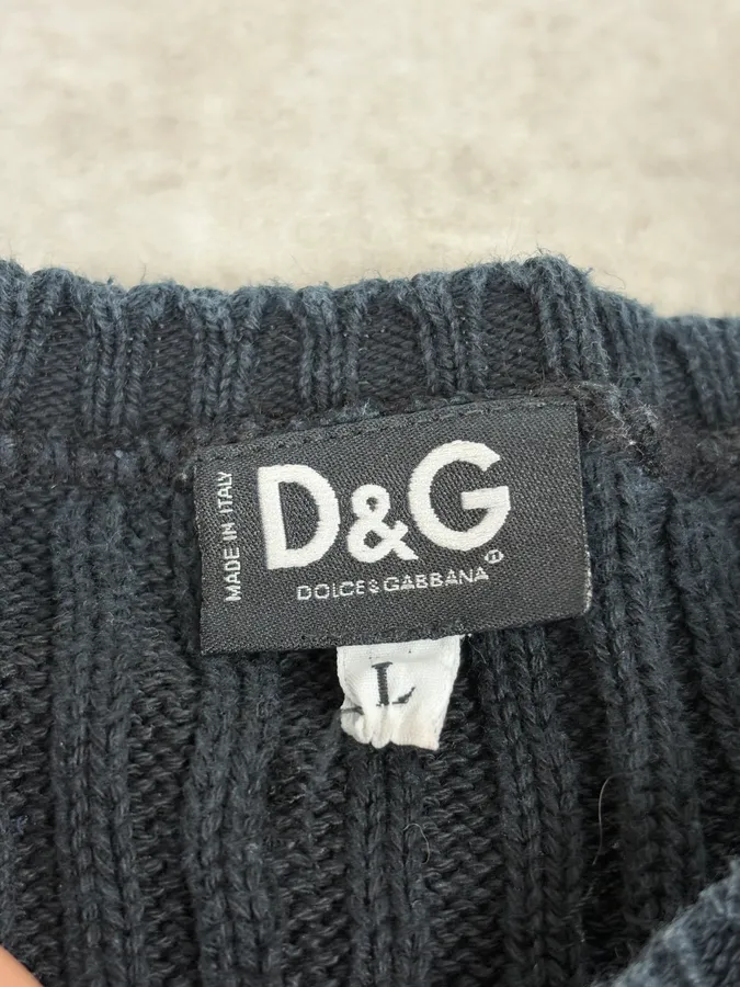 2000s Dolce & Gabbana Navy Wool Sweater - Image 8