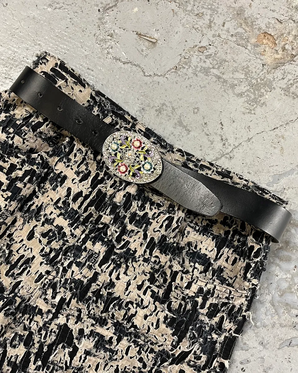 2000s Dolce & Gabbana Ornament Flowers Buckle Black Leather Belt