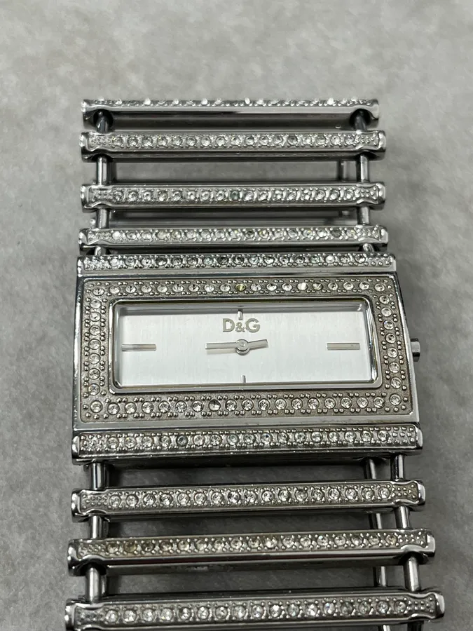 2000s Dolce & Gabbana Pave Lines Bracelet Watch - Image 8