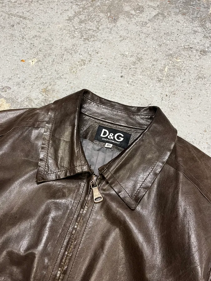 2000s Dolce & Gabbana Perfect Simple Brown Leather Jacket - Image 5