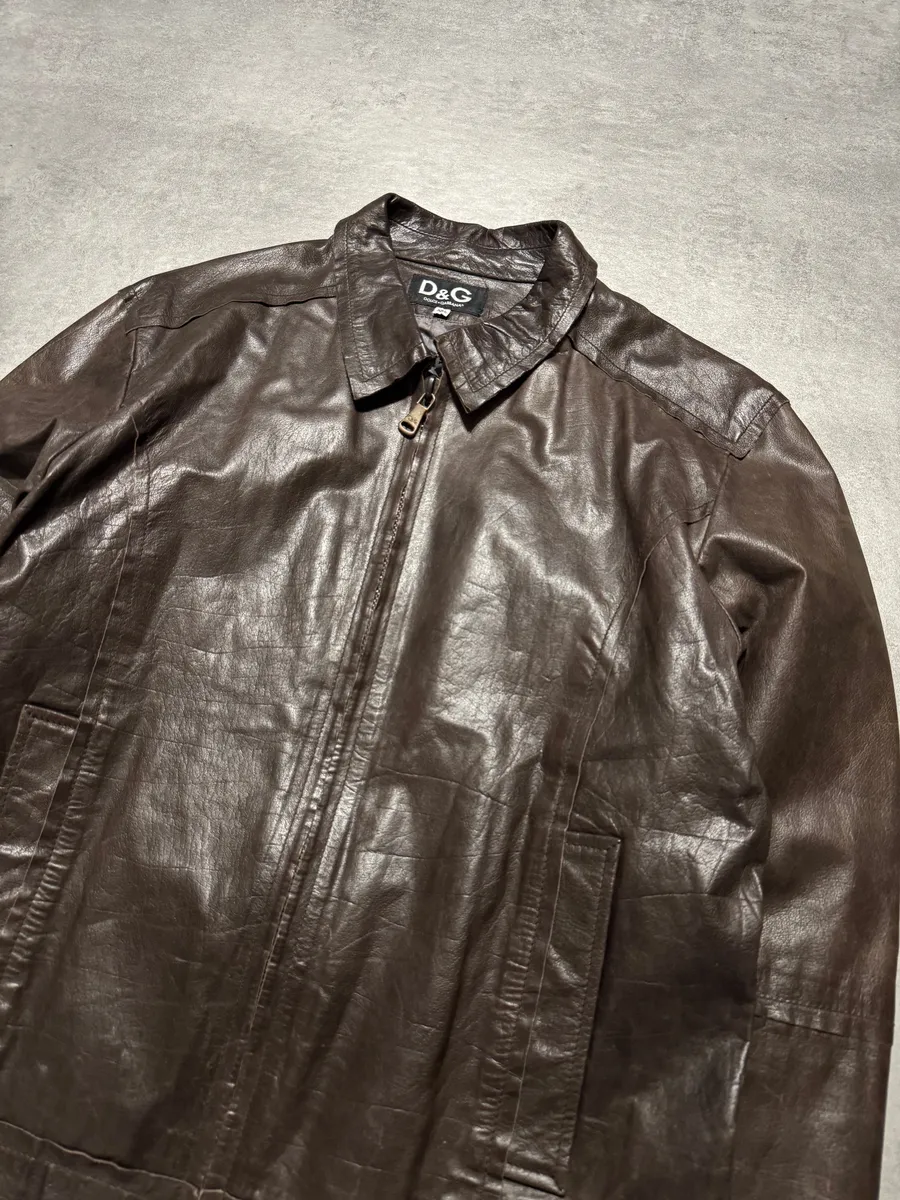 2000s Dolce & Gabbana Perfect Simple Brown Leather Jacket - Image 2