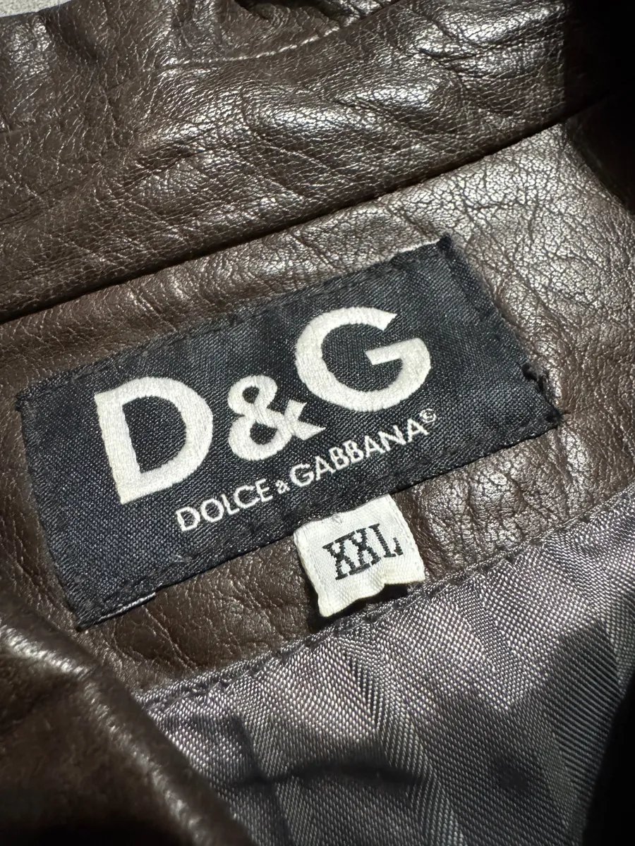 2000s Dolce & Gabbana Perfect Simple Brown Leather Jacket - Image 6