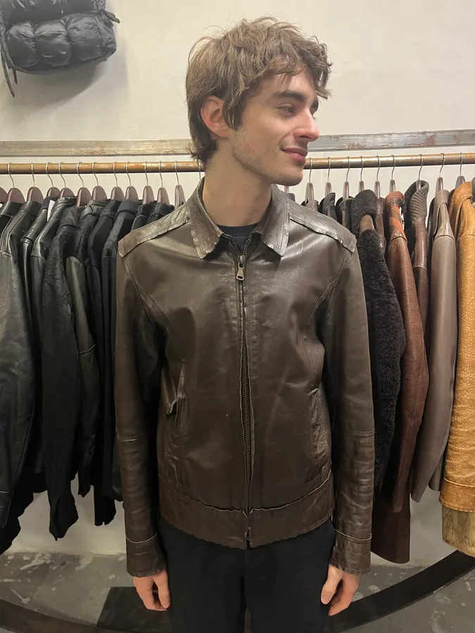 2000s Dolce & Gabbana Perfect Simple Brown Leather Jacket - Image 2