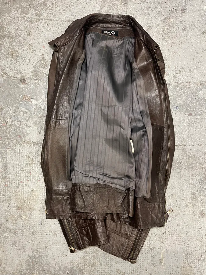 2000s Dolce & Gabbana Perfect Simple Brown Leather Jacket - Image 6
