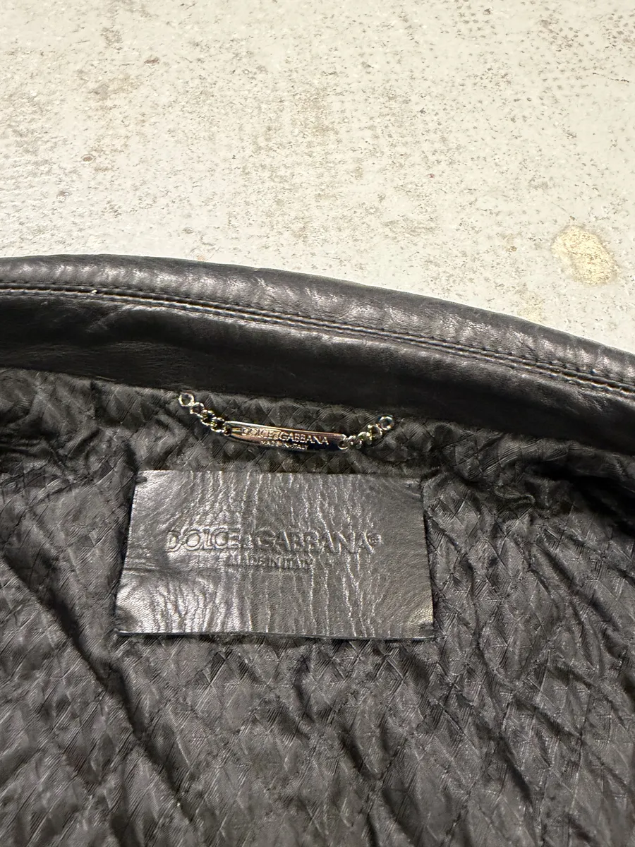 2000s Dolce & Gabbana Perfecto Pure Black Leather Jacket - Image 11
