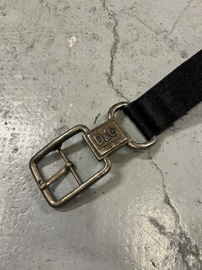 2000s Dolce & Gabbana Pony Hair Black Leather Belt - Image 6