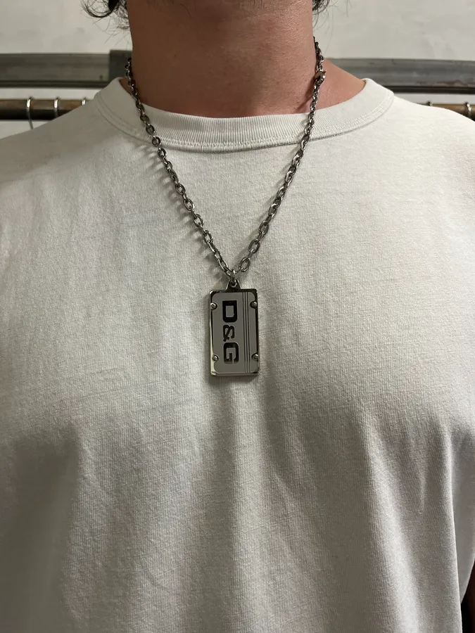 2000s Dolce & Gabbana Propaganda Dog Tag Necklace - Image 2