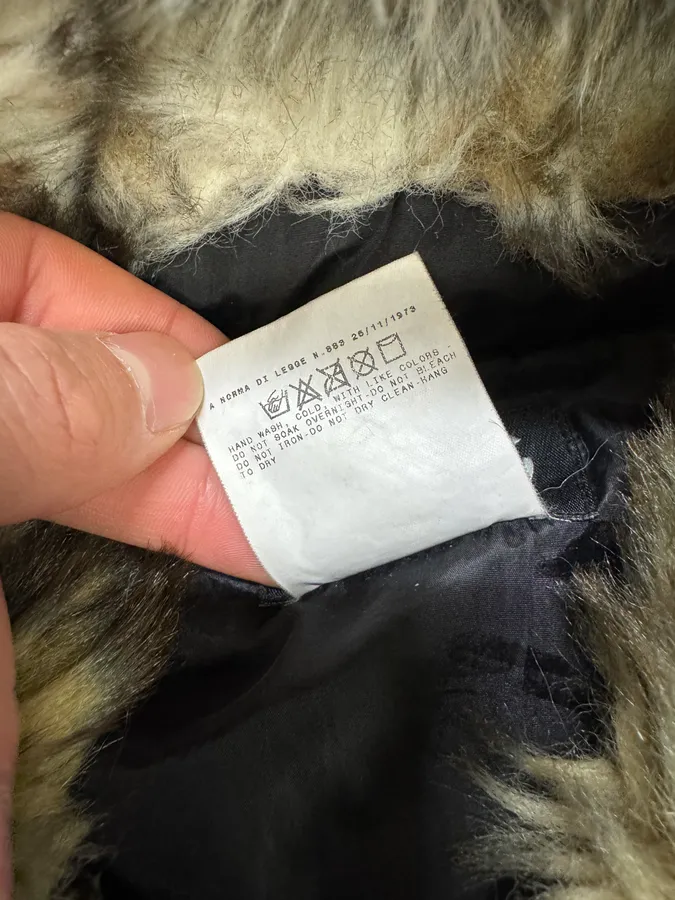 2000s Dolce & Gabbana Puffer Hooded Fur Black Jacket - Image 10
