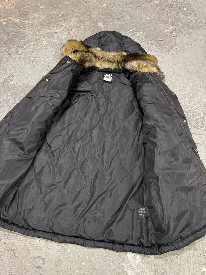 2000s Dolce & Gabbana Puffer Hooded Fur Black Jacket - Image 7
